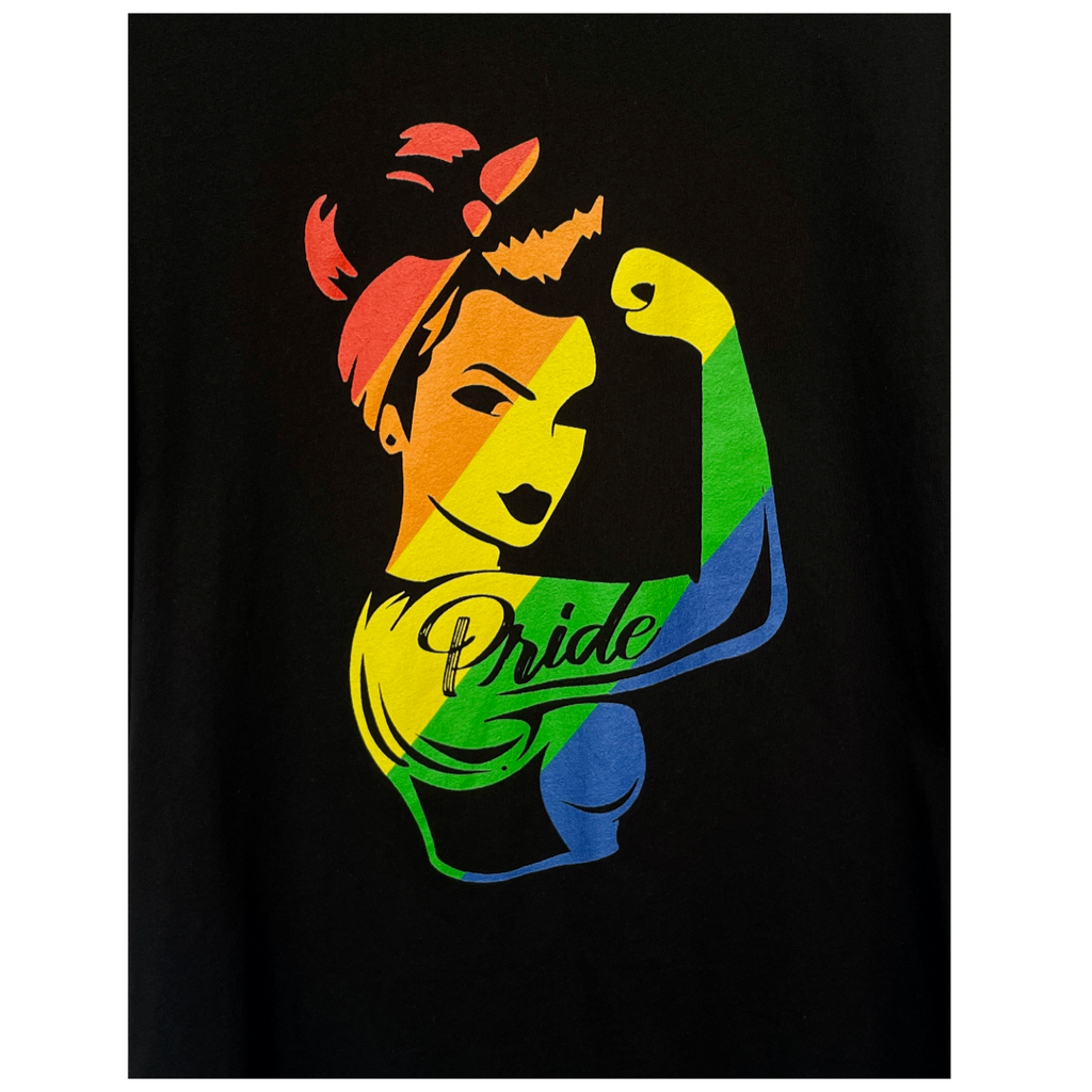 Shirt - Love is never wrong - Wurban Wear | Grappig shirt | Pride