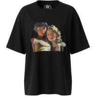 Young lesbian couple, T-shirt