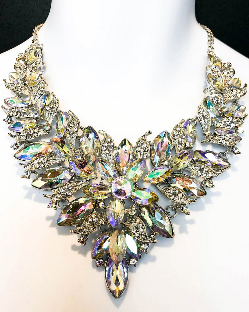 A/B Rhinestone Flower Necklace